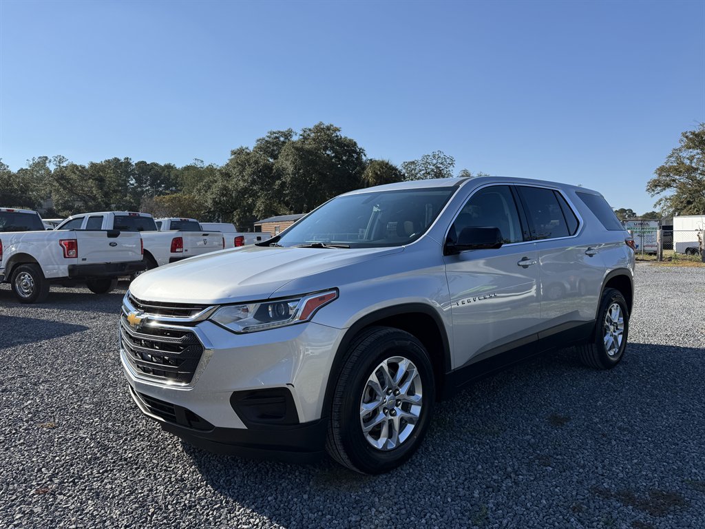 2019 Chevrolet Traverse LS's photo