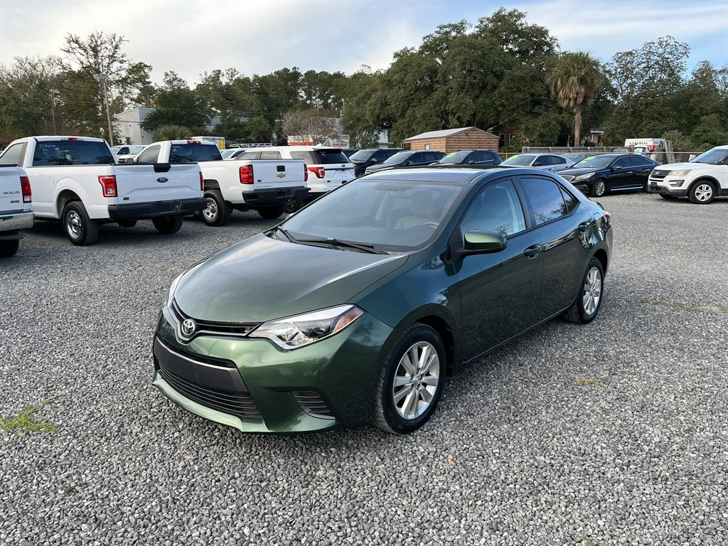 2015 Toyota Corolla LE's photo
