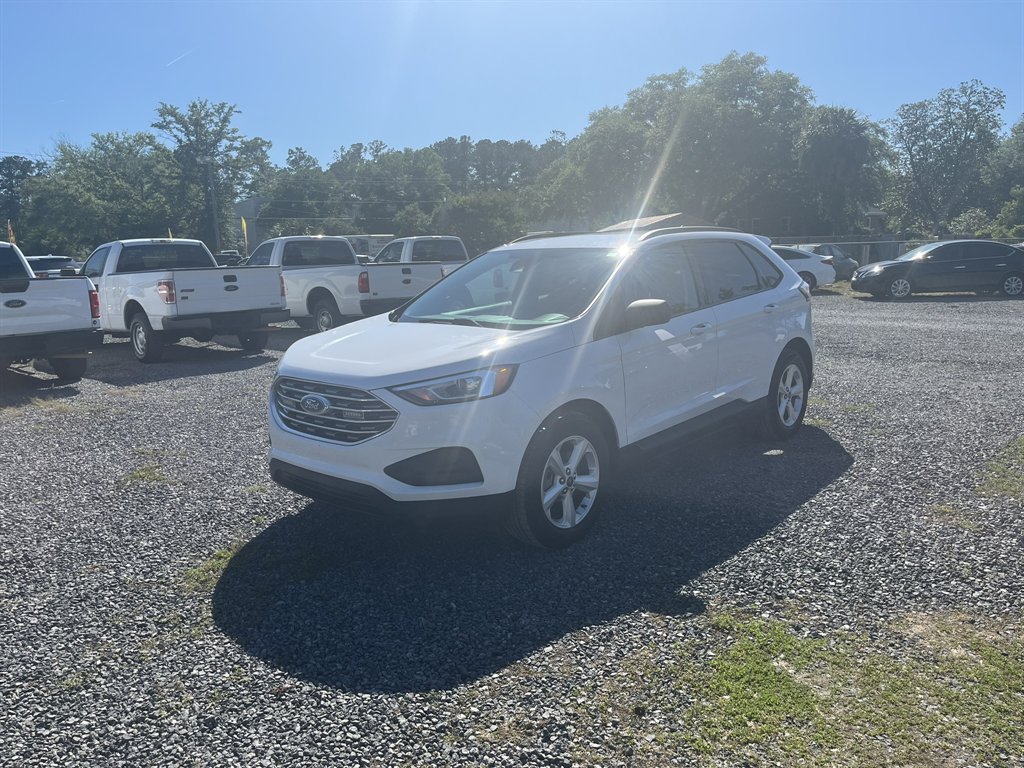 2021 Ford Edge SE's photo