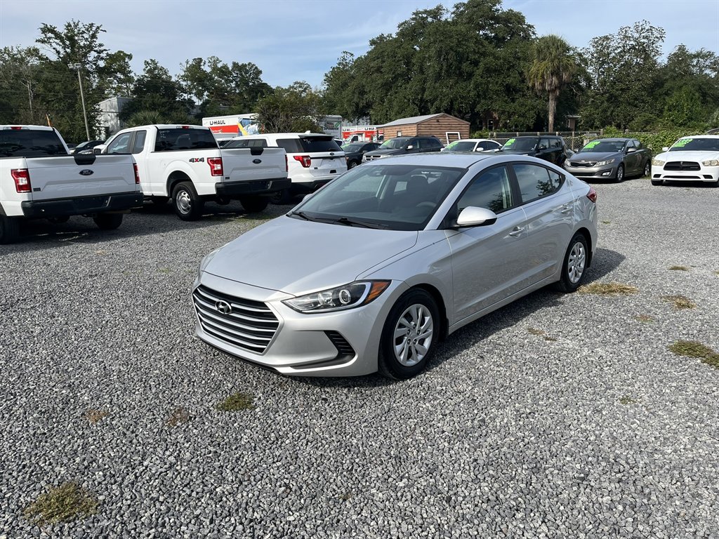 2018 Hyundai Elantra SE
